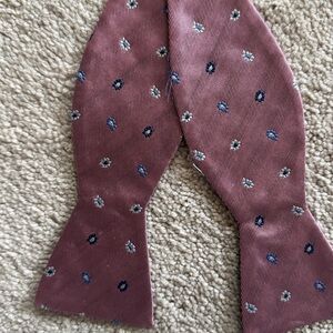 Men’s Jo’s. A. Bank stylish bow tie